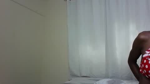 Pinkie online show from March 2025 11:40:01 AM