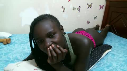 Snapshot of pinkiey_ chatting on November 2025 09:12:02 AM pinky online show from November 2025 09:12:02 AM