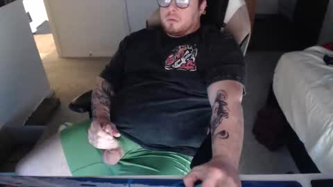 pinklevi online show from December 2025 02:39:01 AM