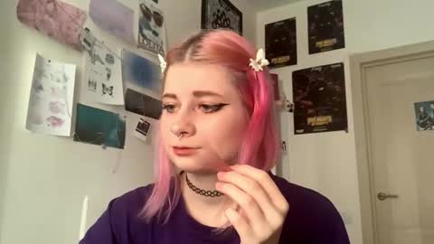 Sara online show from October 2025 10:12:02 AM