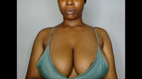 Snapshot of pinkxsugar chatting on June 2026 06:10:01 PM pinkxsugar online show from June 2026 06:10:01 PM