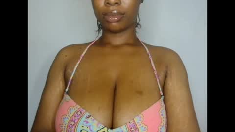 Snapshot of pinkxsugar chatting on July 2026 08:19:02 AM pinkxsugar online show from July 2026 08:19:02 AM