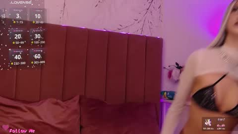 Pinky online show from November 2025 07:05:02 PM