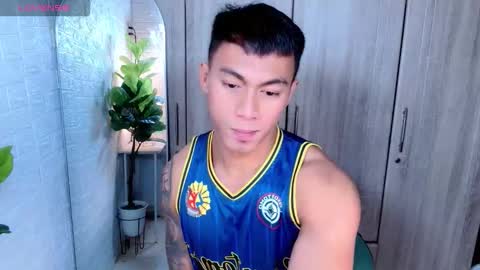 ethan online show from December 2025 01:04:02 PM