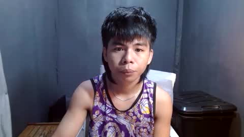 Snapshot of pinoymonstercock_xx chatting on November 2025 05:40:02 AM WIN WIN JAY AR online show from November 2025 05:40:02 AM