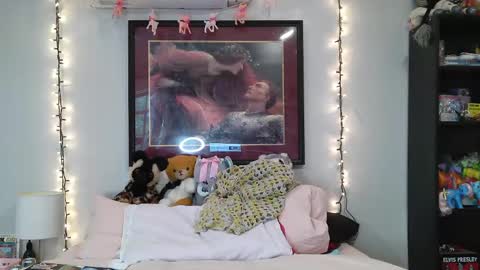 pirateprincessx online show from April 2026 12:38:02 AM