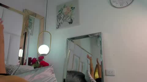 Pirly  online show from May 2026 02:01:02 PM