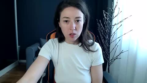 Snapshot of piscesgirl06 chatting on October 2025 06:26:01 AM piscesgirl06 online show from October 2025 06:26:01 AM