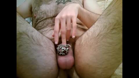 Snapshot of pitsub98 chatting on December 2024 06:44:01 PM pitsub98 online show from December 2024 06:44:01 PM