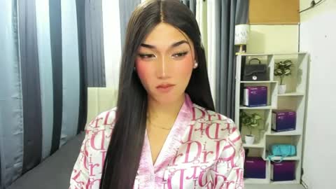 pixiedoll_ online show from June 2026 06:51:01 AM