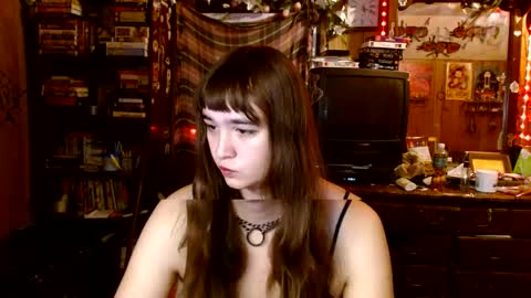 Izzy online show from September 2025 11:44:02 AM