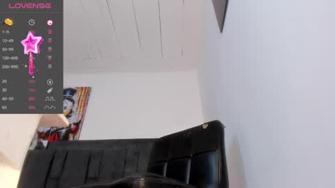 Snapshot of pixy_xxxgirl chatting on February 2025 04:53:01 AM charlie  online show from February 2025 04:53:01 AM