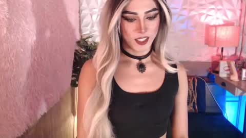 pixydominatrixx online show from December 2024 06:37:02 PM