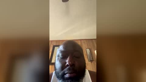 Snapshot of playboi_trick chatting on April 2026 05:05:02 PM playboi_trick online show from April 2026 05:05:02 PM