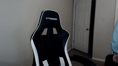 Player online show from February 2026 05:06:01 AM