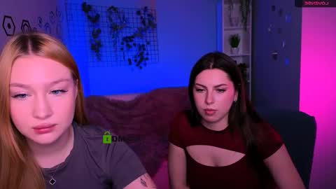 Sophie online show from March 2026 08:25:02 PM