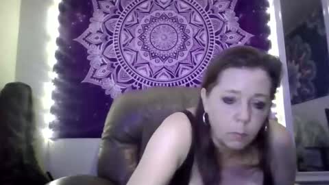 Snapshot of playfulmaryjane2017 chatting on February 2026 05:41:01 PM playfulmaryjane2017 online show from February 2026 05:41:01 PM