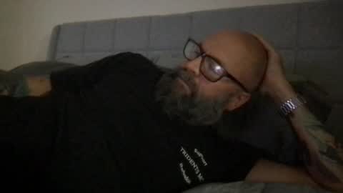 Snapshot of pleasesitonmycock chatting on November 2025 06:39:03 AM PleaseSitOnMyCock online show from November 2025 06:39:03 AM