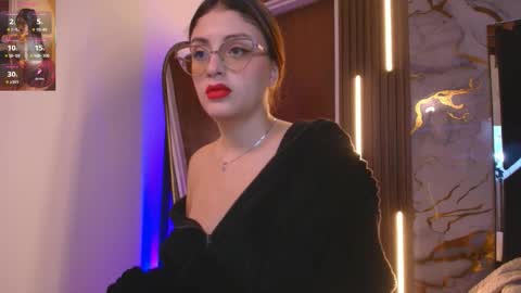 JUAN AND JULI online show from November 2025 12:19:02 PM