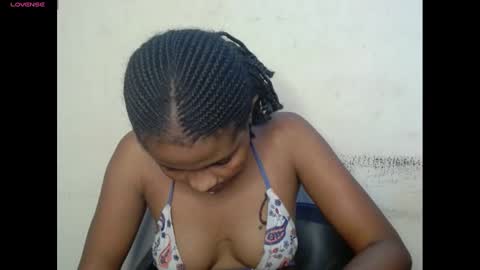 Snapshot of plumnjuicyx chatting on March 2025 07:18:01 PM plumnjuicyx online show from March 2025 07:18:01 PM