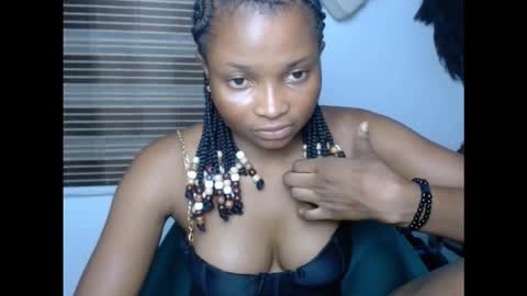 Snapshot of plumnjuicyx chatting on October 2025 07:59:01 PM plumnjuicyx online show from October 2025 07:59:01 PM