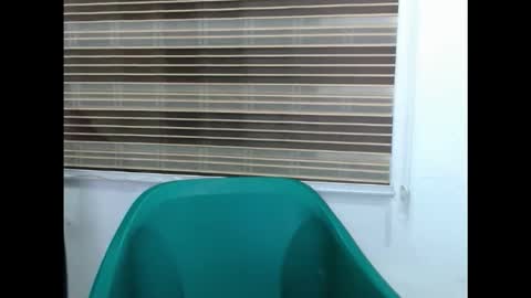 Snapshot of plumnjuicyx chatting on November 2025 11:03:01 PM plumnjuicyx online show from November 2025 11:03:01 PM