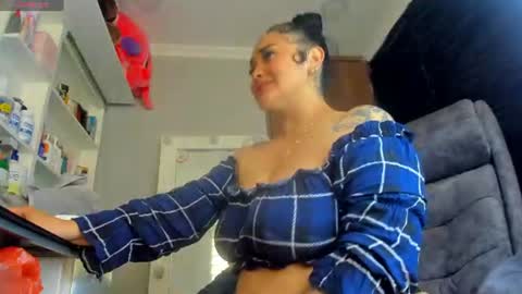 Snapshot of pocahontas_d chatting on June 2026 02:40:01 PM catalina online show from June 2026 02:40:01 PM