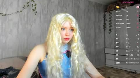 Snapshot of pocet_barbie chatting on July 2026 06:28:01 AM Mary online show from July 2026 06:28:01 AM