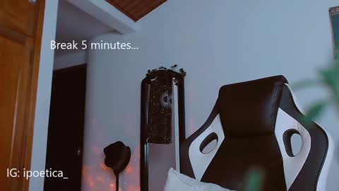 IG ipoetica  online show from January 2025 03:27:01 PM