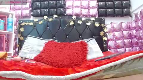 Aleja online show from November 2025 04:55:01 PM