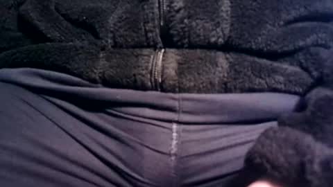 Snapshot of poletttino chatting on December 2025 03:10:01 PM poletttino online show from December 2025 03:10:01 PM