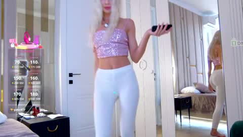 Snapshot of poliina chatting on May 2026 03:57:01 AM Polina online show from May 2026 03:57:01 AM