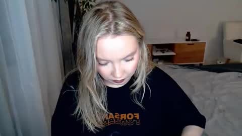 PolinaJones online show from June 2026 05:07:01 PM