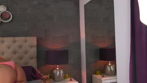polly_curiouss online show from May 2026 04:03:01 PM