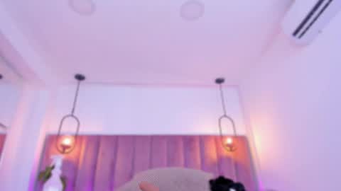 POLLY online show from April 2026 10:20:02 AM