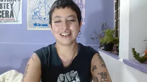 Snapshot of poly_mer chatting on January 2025 02:31:01 AM Poly online show from January 2025 02:31:01 AM