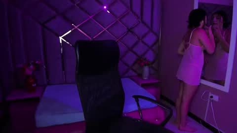 Snapshot of poly_sasha_ chatting on October 2025 02:48:02 AM poly sasha online show from October 2025 02:48:02 AM