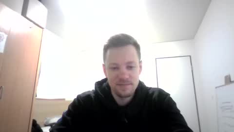 Snapshot of pommesmiteiscreme chatting on February 2025 03:19:01 AM pommesmiteiscreme online show from February 2025 03:19:01 AM