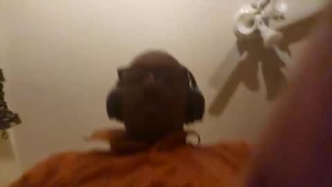 Snapshot of poobear53 chatting on April 2026 07:19:01 AM Phil online show from April 2026 07:19:01 AM