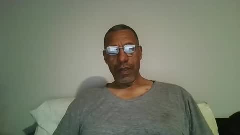 Snapshot of poolguy2496 chatting on November 2025 05:10:02 AM poolguy2496 online show from November 2025 05:10:02 AM