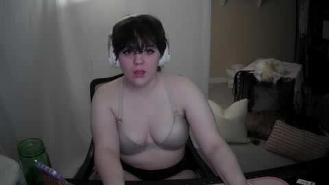 Puppy online show from January 2025 02:25:01 AM