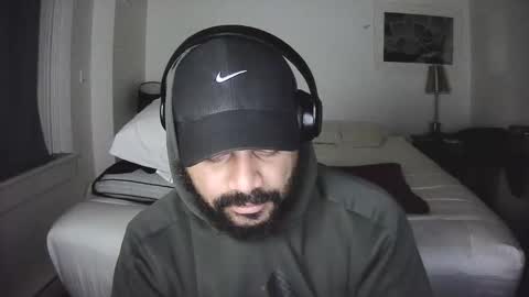 popfizzt online show from October 2025 01:53:02 AM