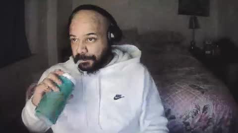 popfizzt online show from November 2025 09:58:02 PM