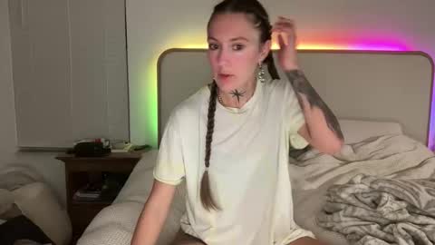 PoppyQuinn online show from April 2026 02:09:02 AM