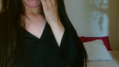 Snapshot of porcelainlux chatting on May 2026 02:41:01 AM porcelainlux online show from May 2026 02:41:01 AM