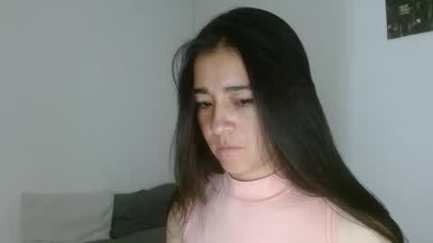 Snapshot of porcelainlux chatting on May 2026 04:18:02 AM porcelainlux online show from May 2026 04:18:02 AM