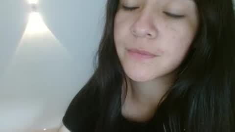Snapshot of porcelainlux chatting on May 2026 04:41:02 AM porcelainlux online show from May 2026 04:41:02 AM