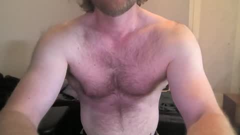Snapshot of pornaddicted8 chatting on June 2026 06:39:01 PM i heart porn online show from June 2026 06:39:01 PM