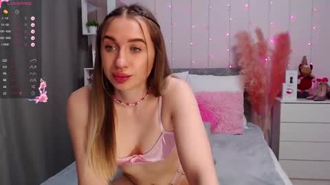 Snapshot of pornogirlx chatting on February 2025 10:21:02 PM Masha  online show from February 2025 10:21:02 PM