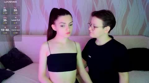 Snapshot of pornostendup chatting on October 2025 08:27:02 PM Ana and Tati online show from October 2025 08:27:02 PM